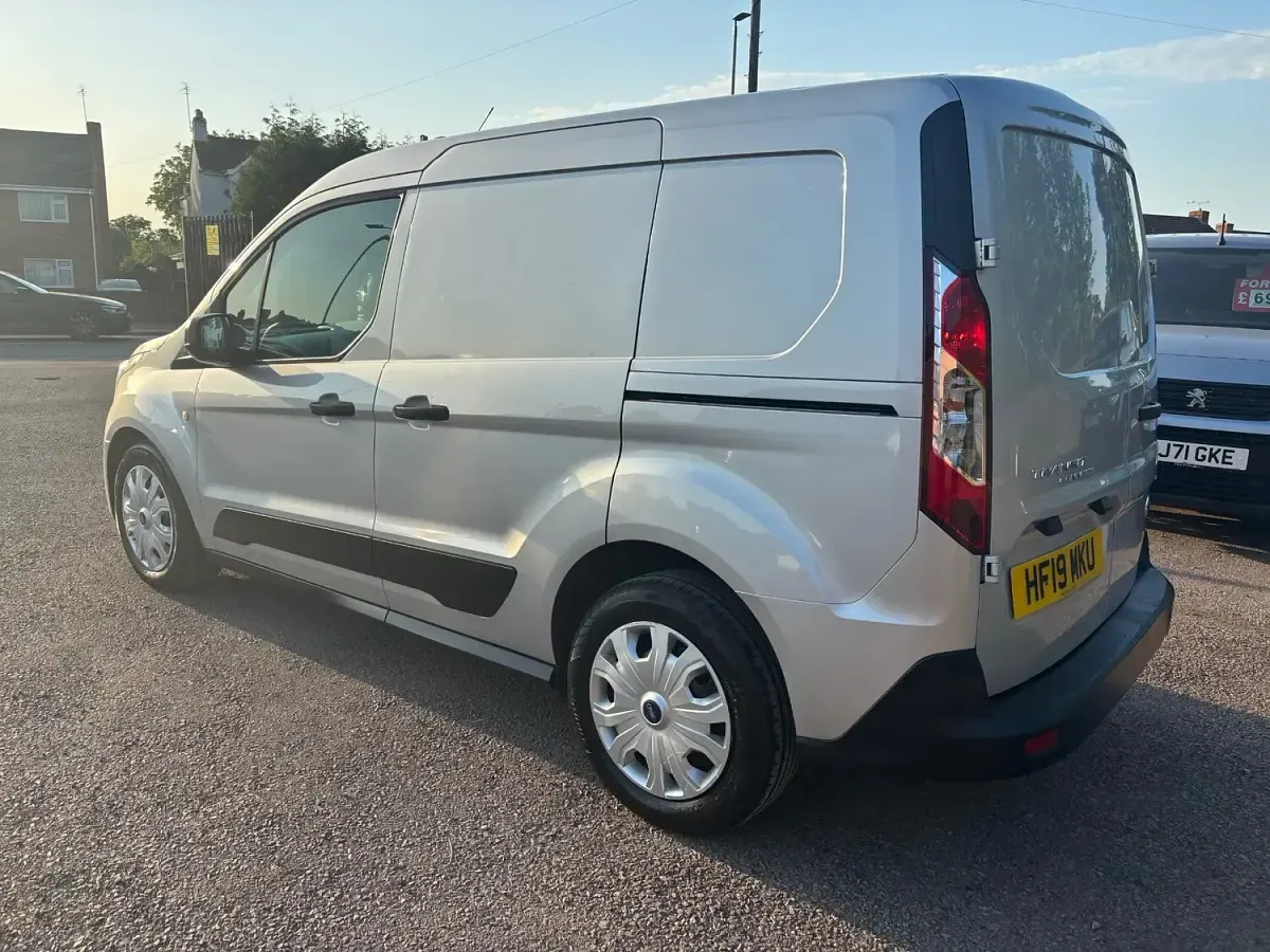Used Ford Transit Connect Trend 120 HP (88 kW) 2019 Silver MPV