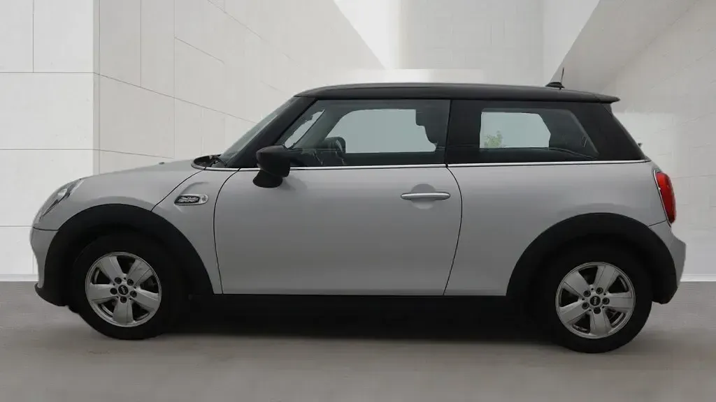 Used Mini Cooper Classic 2019 Silver Hatchback