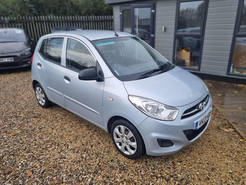 Silver Used 2013 Hyundai i10 Classic Hatchback | £2,495 (Fair price) - Image 1/4