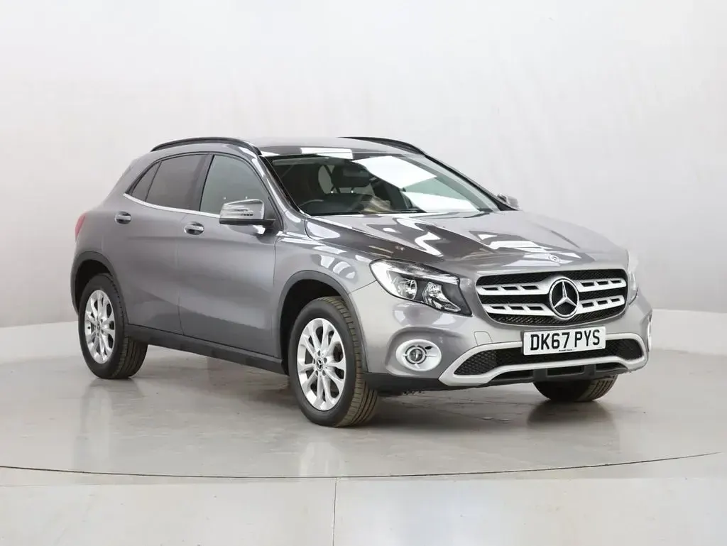 Used Mercedes GLA200 SE 136 HP (100 kW) 2017 Grey SUV