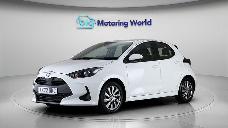 Used Toyota Yaris Hybrid 114 HP (83 kW) 2022