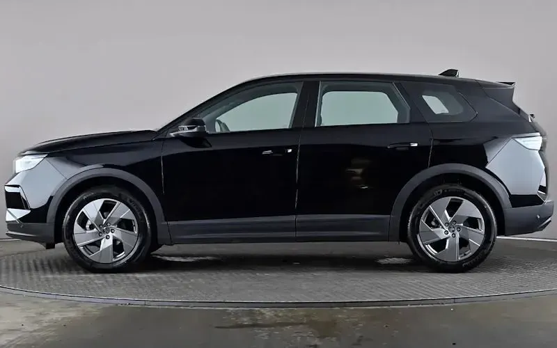 Used Vauxhall Grandland X Design Edition 136 HP (100 kW) 2025 Black SUV