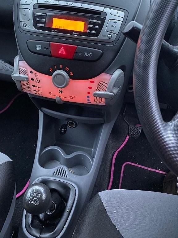 Used Citroën C1 VTR Sport 2012 White Hatchback