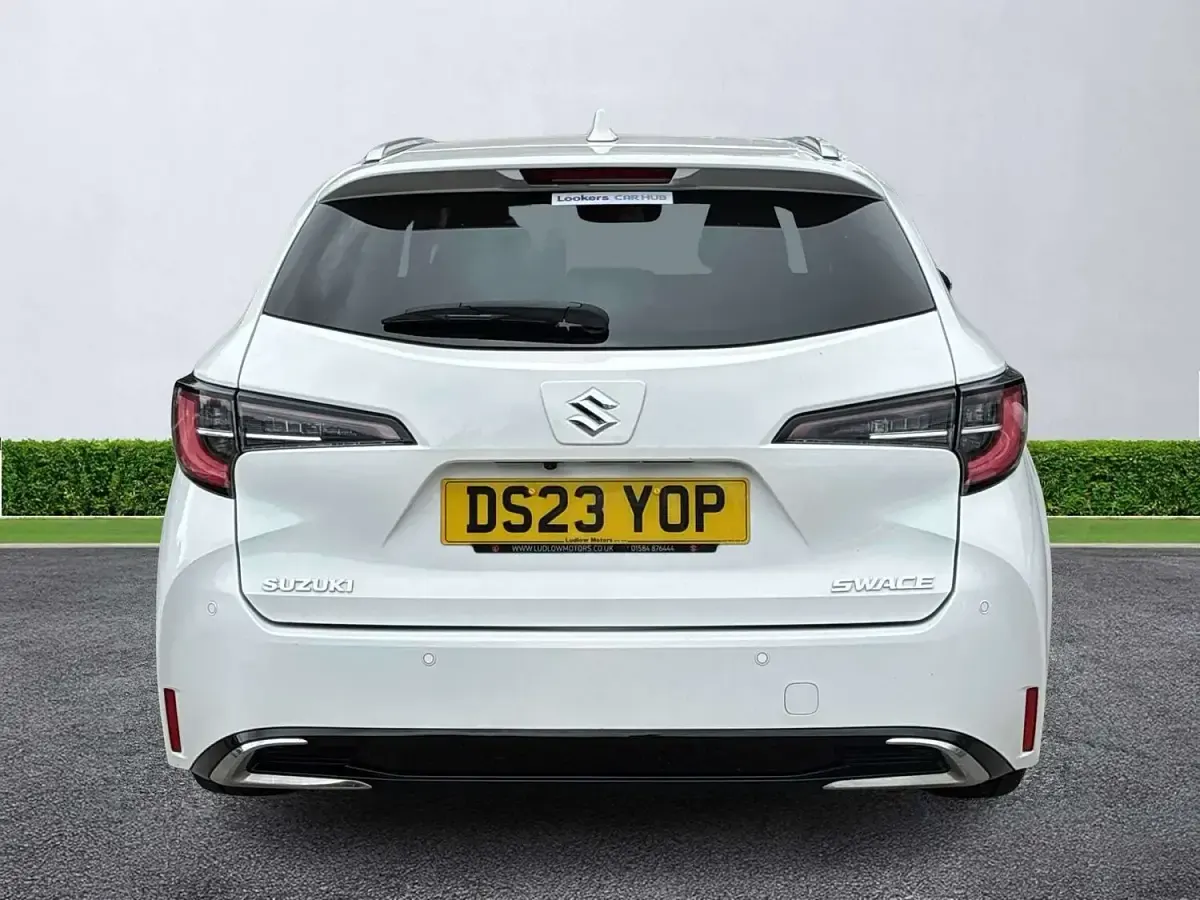 Used Suzuki Swace 2023 White Estate