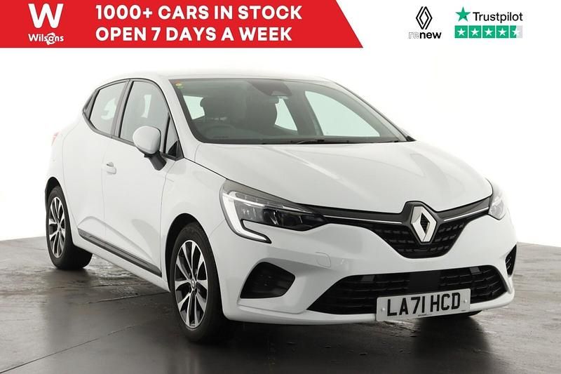 White Used 2021 Renault Clio V Iconic Hatchback | £14,499 (Fair price) - Image 1/3