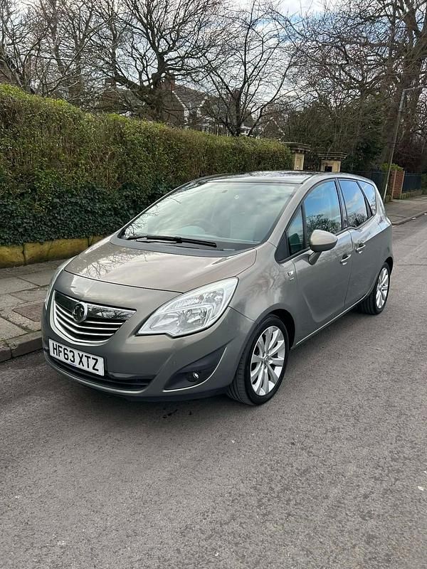 Used Vauxhall Meriva 2013 Brown MPV