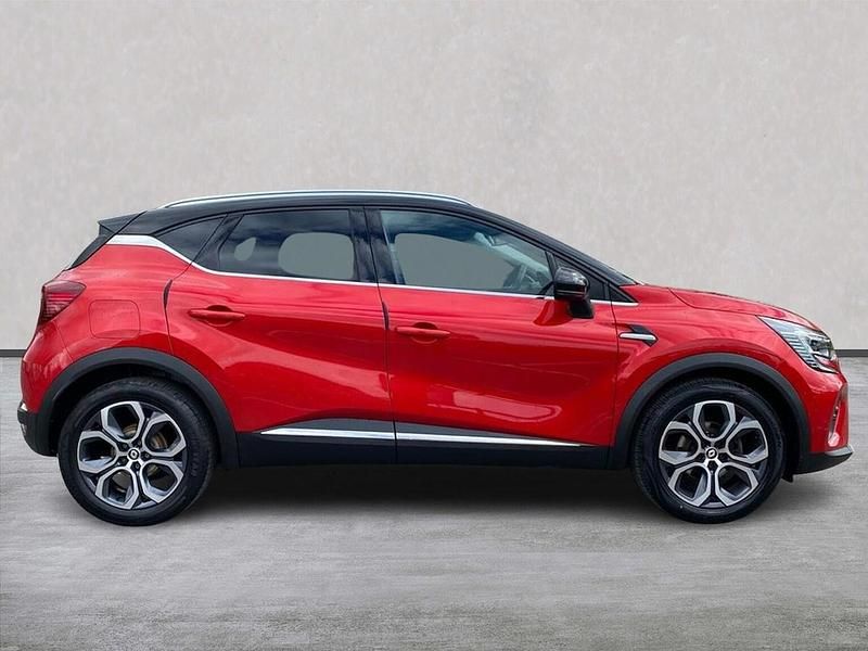 Used Renault Captur Techno 140 HP (102 kW) 2023 Red SUV
