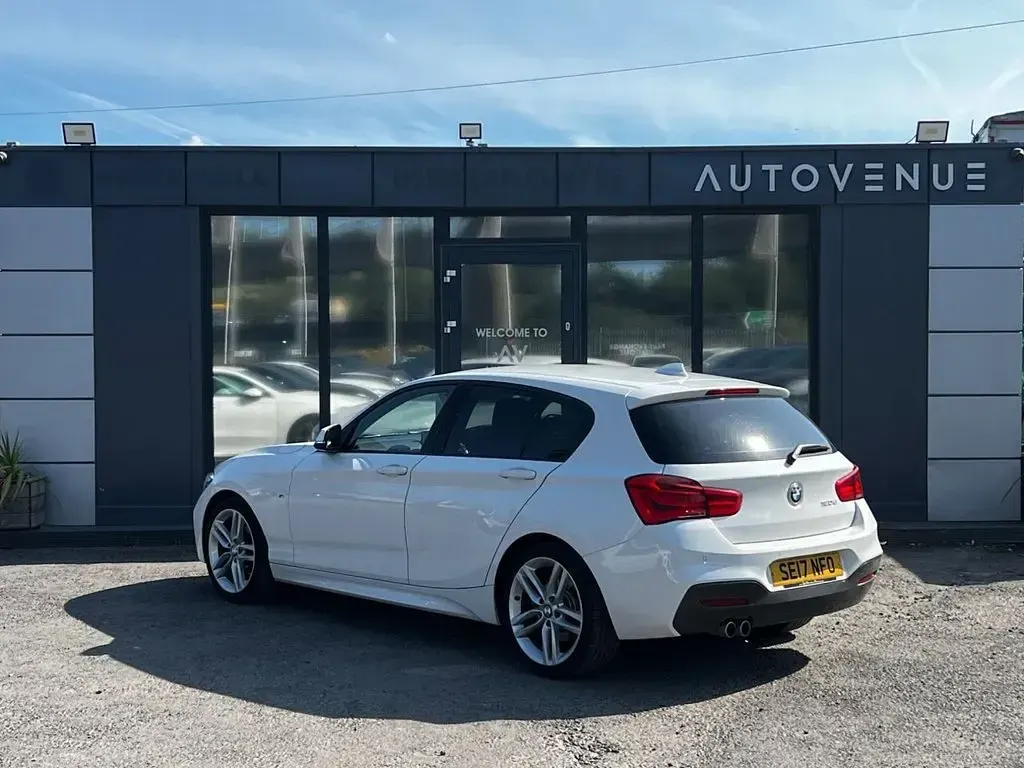Used BMW 120 M Sport 190 HP (139 kW) 2017 White Hatchback