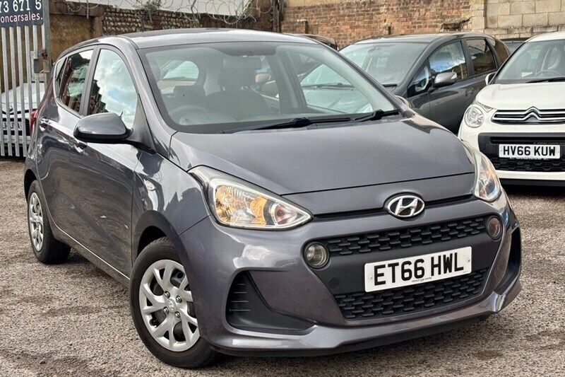 Grey Used 2017 Hyundai i10 SE Hatchback | £6,895 (Good price) - Image 1/1