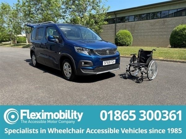 Blue Used 2019 Peugeot Rifter Allure MPV | £14,750 (A bit pricey) - Image 1/1