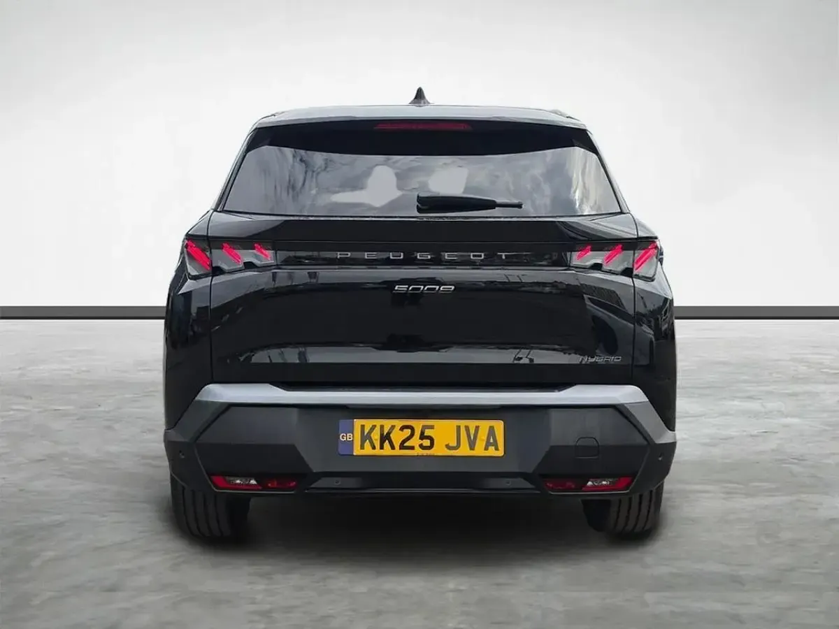 Used Peugeot 5008 GT 143 HP (105 kW) 2025 Black SUV