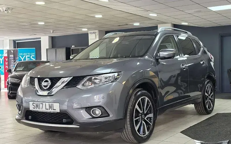 Used Nissan X-Trail N-Vision 163 HP (119 kW) 2017 Grey SUV