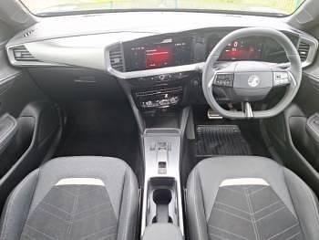 Usado Vauxhall Mokka Ultimate 130 HP (95 kW) 2025 Preto SUV