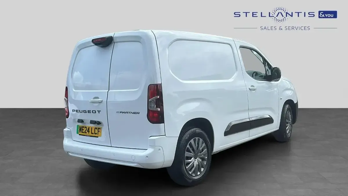 Used Peugeot E-Partner 98 kW (134 HP) 2024 White MPV