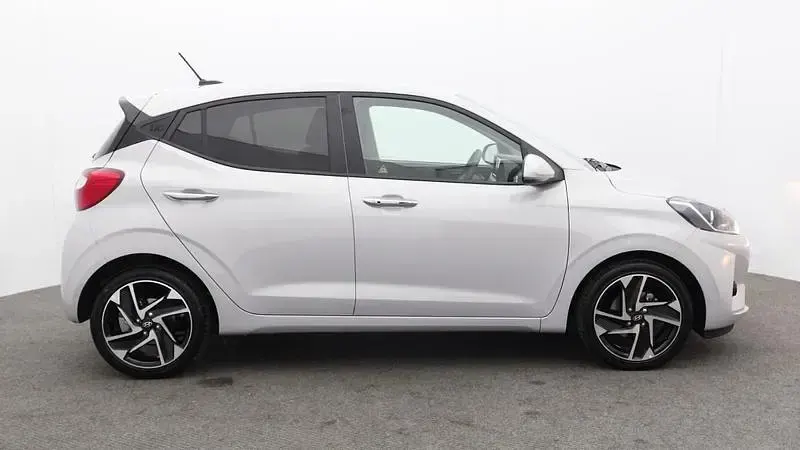 Used Hyundai i10 Premium 79 HP (58 kW) 2026 Grey Hatchback