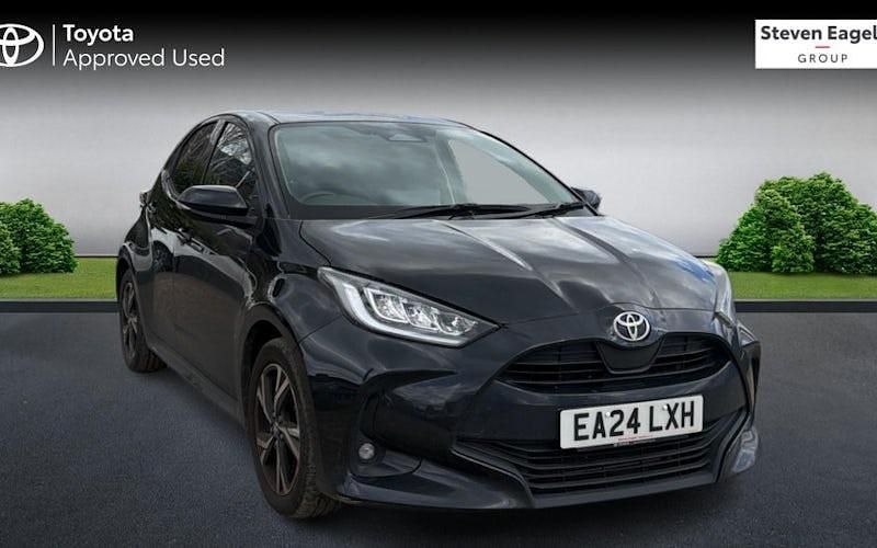 Used Toyota Yaris Hybrid Design 116 HP (85 kW) 2026 Hatchback