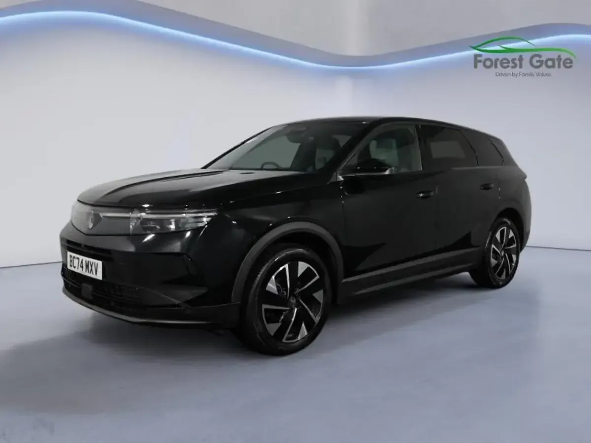 Used Vauxhall Grandland X Ultimate 134 HP (98 kW) 2025 Black SUV