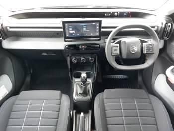 Nowe Citroën C3 100 KM (73 kW) 2026 Czarny SUV