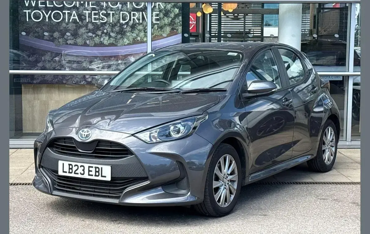 Used Toyota Yaris 113 HP (83 kW) 2023 Grey Hatchback