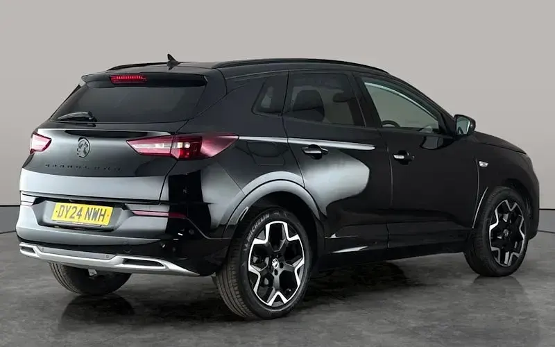Used Vauxhall Grandland X Ultimate 131 HP (96 kW) 2024 Black SUV