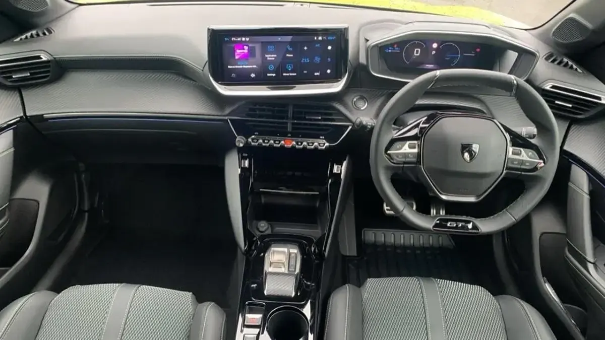 Nowe Peugeot e-208 GT 113 kW (154 KM) 2026 Żółty Hatchback