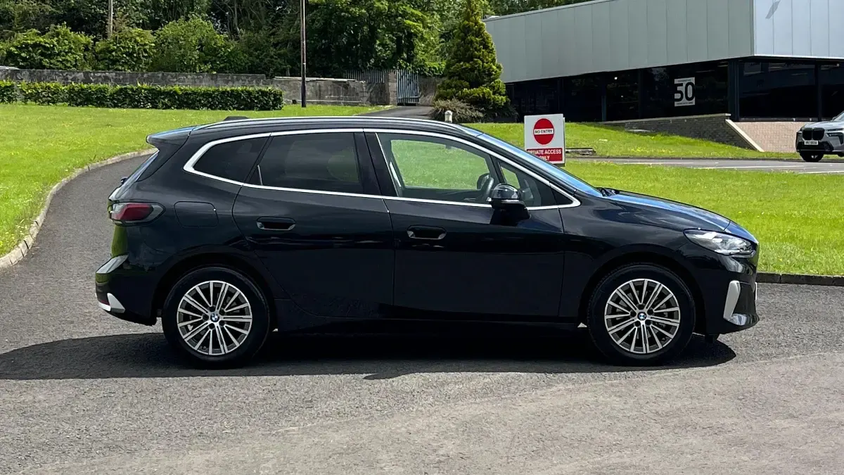 Used BMW 220 Active Tourer Luxury Line 168 HP (123 kW) 2026 Black MPV