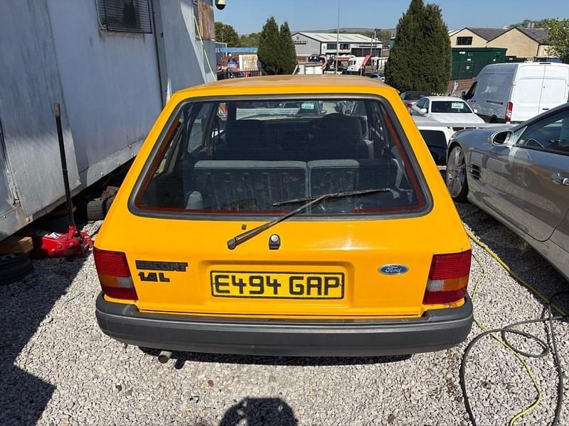 Used Ford Escort 1988 Yellow Estate