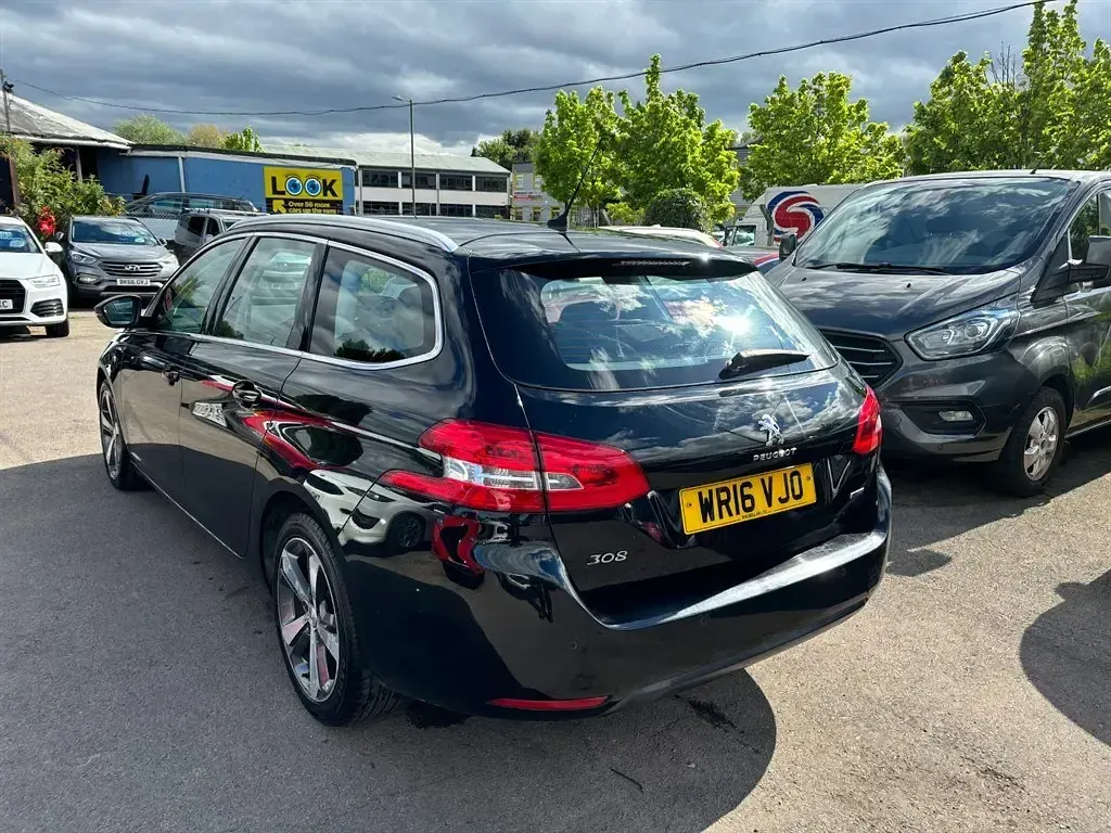 Usado Peugeot 308 Allure 2016 Preto Carrinha
