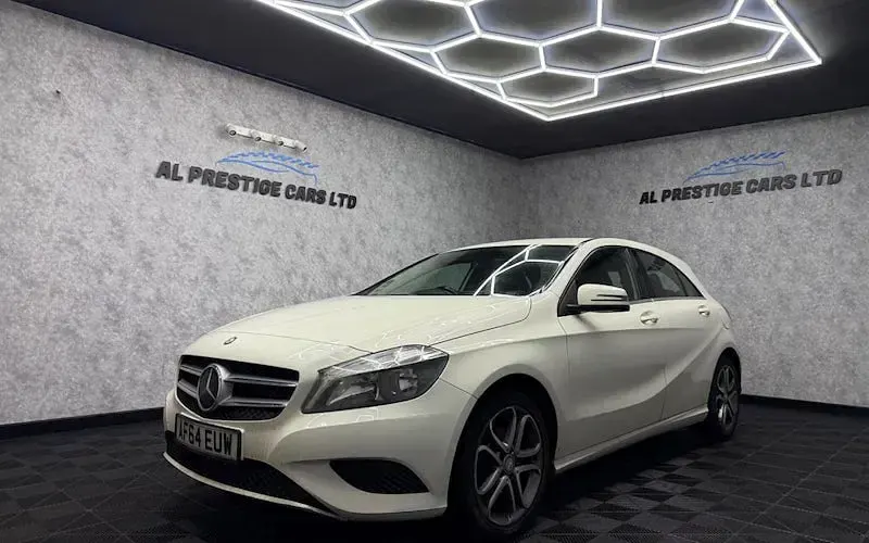 Used Mercedes A180 109 HP (80 kW) 2015 Hatchback