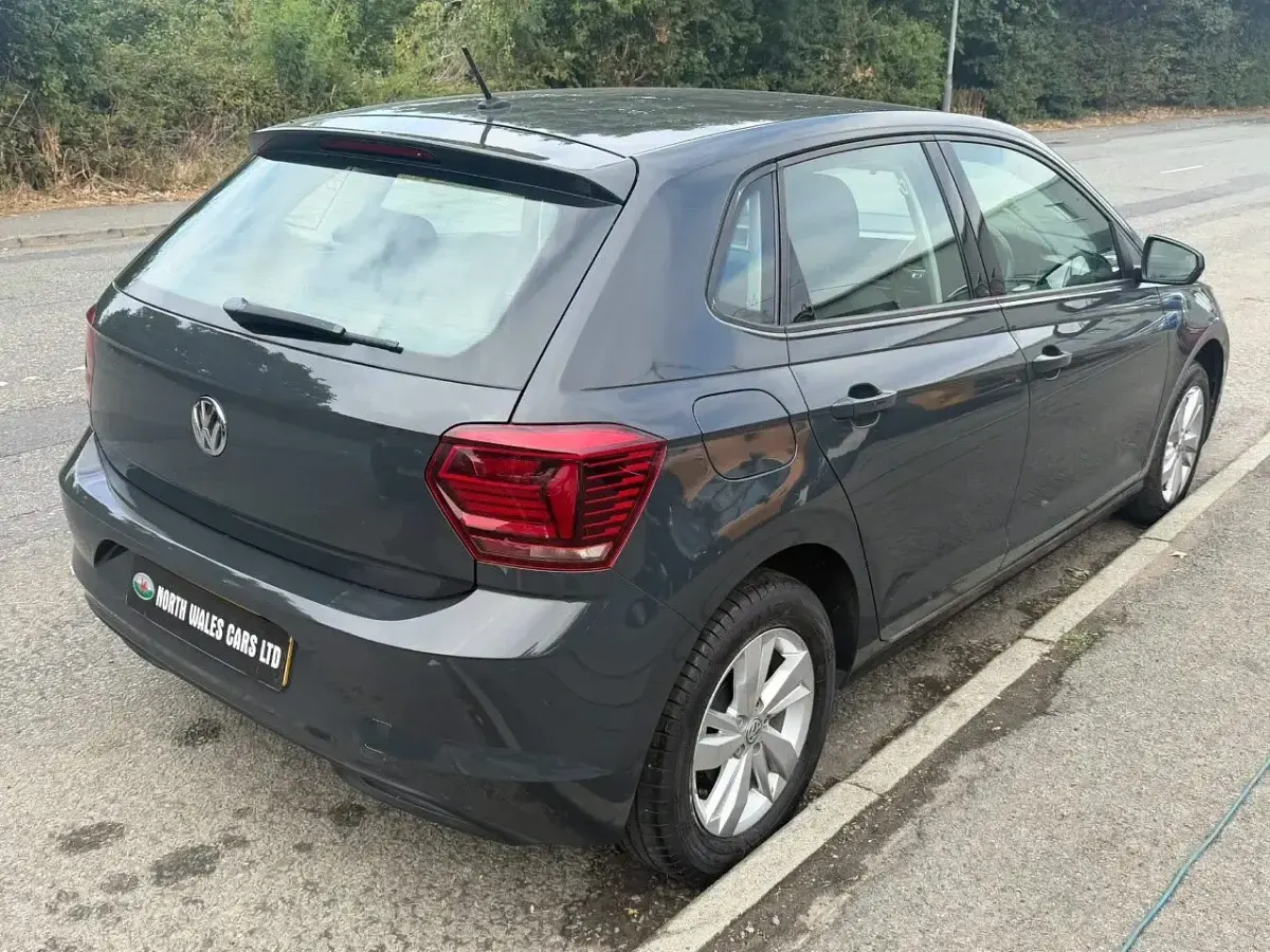 Used VW Polo SE 95 HP (69 kW) 2020 Grey Hatchback