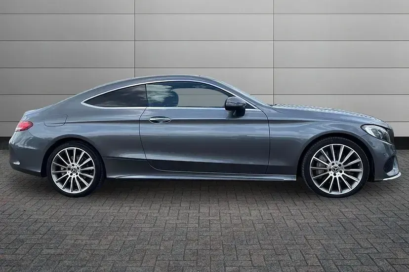 Used Mercedes C300 AMG Line Premium Plus 245 HP (180 kW) 2017 Selenite grey Coupe