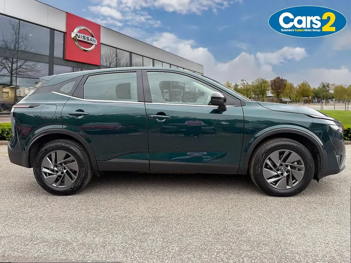 Used Nissan Qashqai Acenta Premium 190 HP (139 kW) 2025 Green SUV