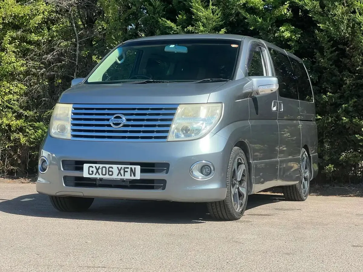 Used Nissan Elgrand 2006 Silver