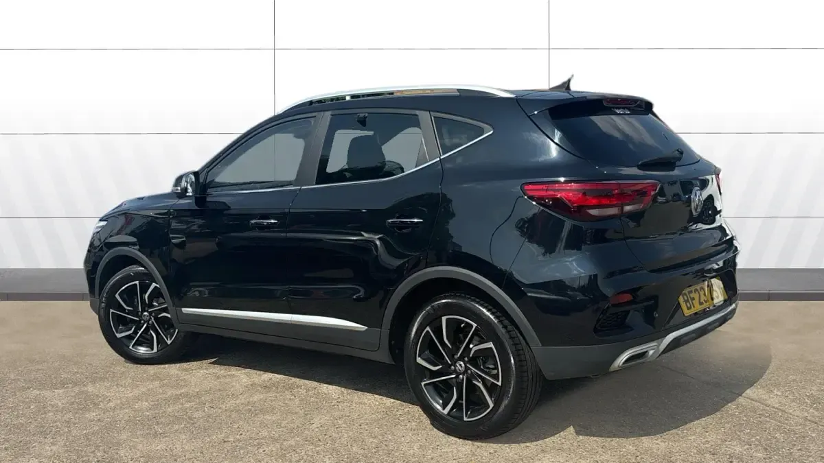 Used MG ZS Exclusive 111 HP (81 kW) 2023 Black SUV