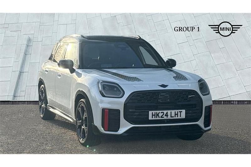 White Used 2024 Mini Countryman Sport SUV | £30,395 (A bit pricey) - Image 1/4