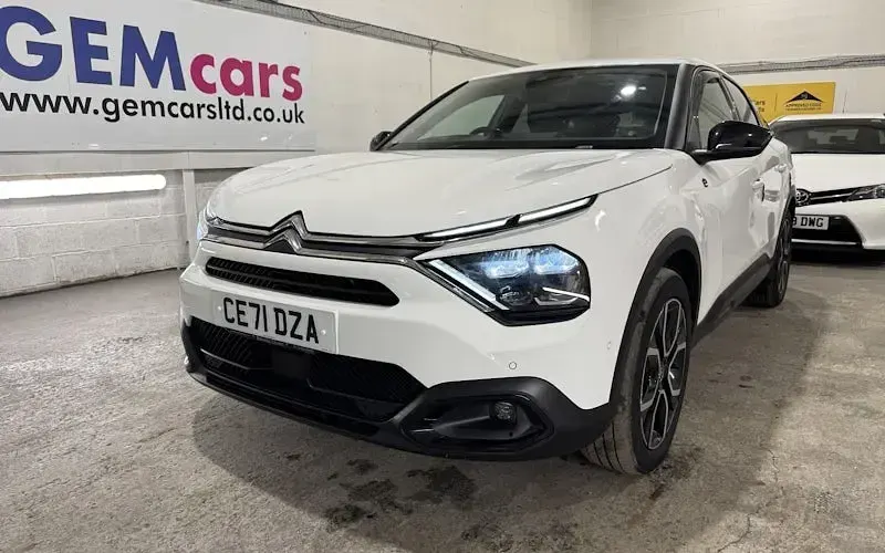 Used Citroën e-C4 Shine 100 kW (136 HP) 2023 Hatchback
