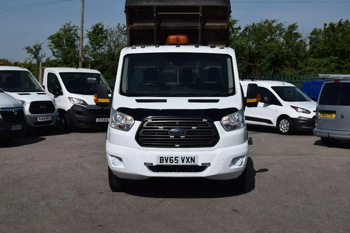 Used Ford Transit 125 HP (91 kW) 2015 White Cabriolet