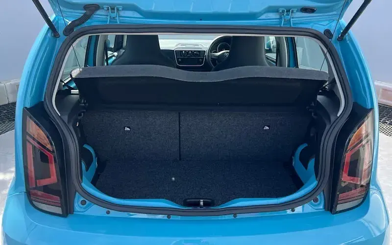 Usado VW up! move up! 60 HP (44 kW) 2018 Azul Citadino