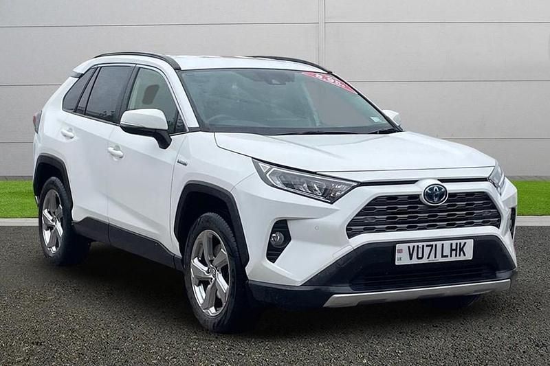 White Used 2021 Toyota RAV4 Hybrid Design SUV | £21,400 (Super price) - Image 1/1
