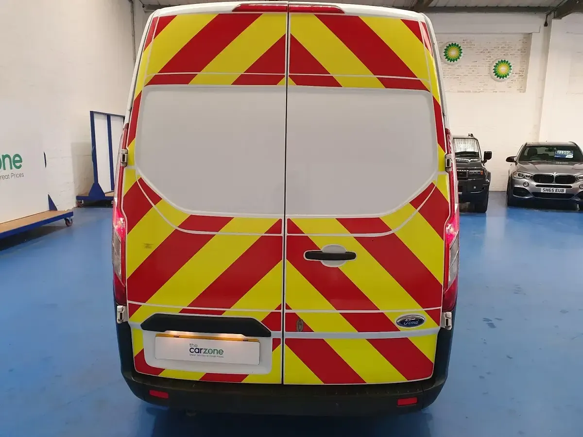 Used Ford Transit Custom 105 HP (77 kW) 2020 White Van