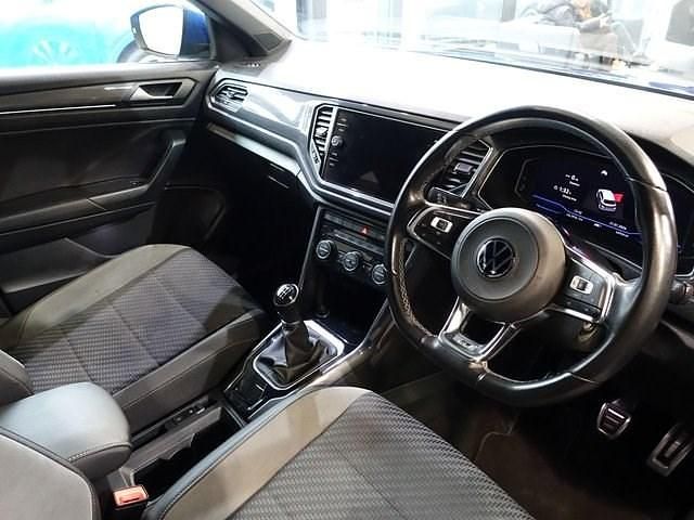 Used VW T-Roc R-line 150 HP (110 kW) 2022 Blue SUV