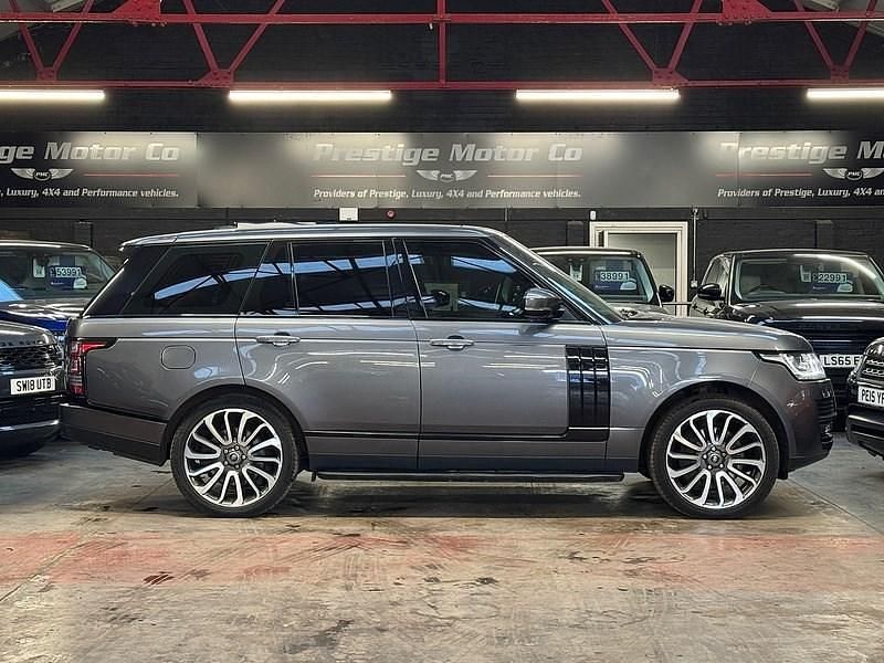 Gebraucht Land Rover Range Rover Vogue SE 339 PS (249 kW) 2013 Grau SUV