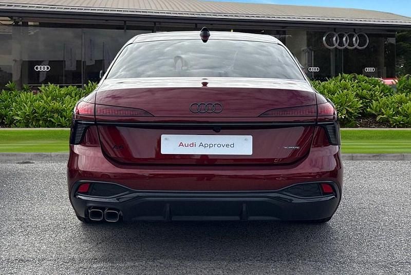 Used Audi A6 Advanced 204 HP (150 kW) 2025 Red Sedan