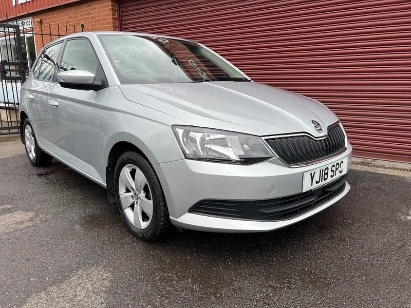 Used Skoda Fabia SE 95 HP (69 kW) 2018 Silver Hatchback