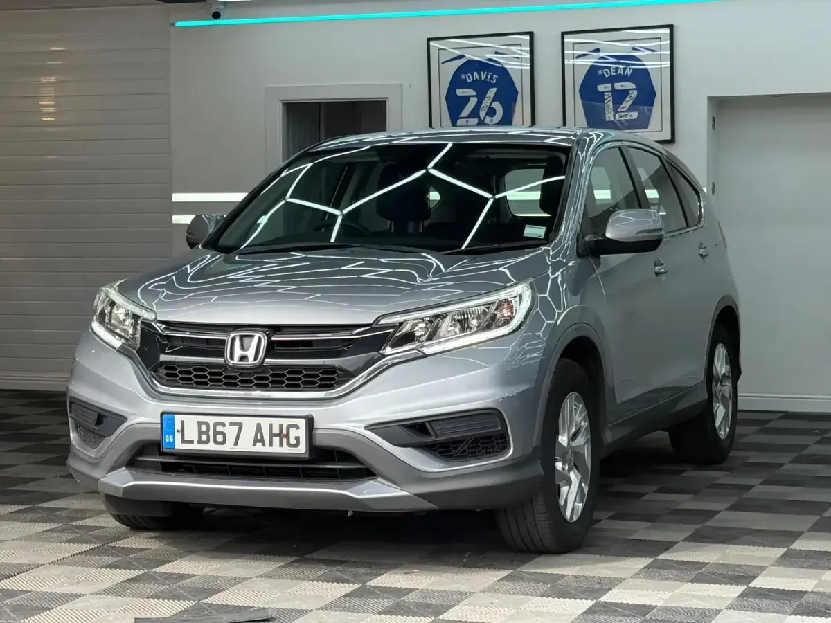 Used Honda CR-V S 118 HP (86 kW) 2017 Silver SUV