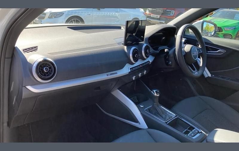 Nuevo Audi Q2 S-Line 147 CV (108 kW) 2026 Blanco SUV
