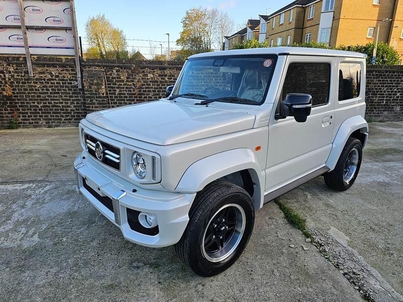 New Suzuki Jimny 2025 White SUV