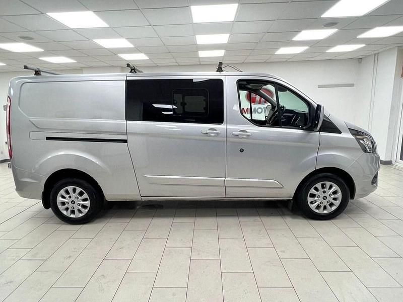 Used Ford Transit Custom Limited 130 HP (95 kW) 2018 Silver Van