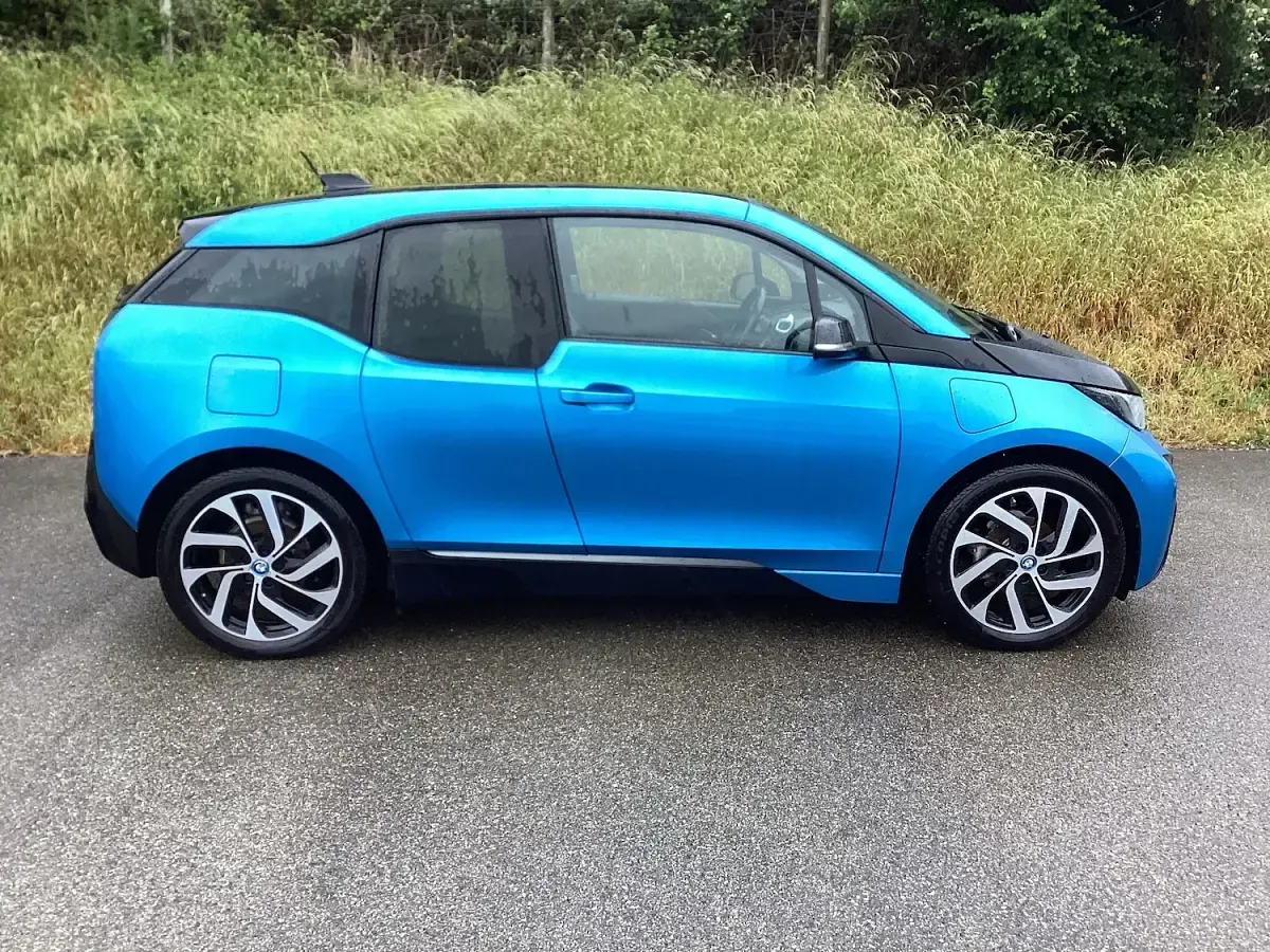 Used BMW i3 170 HP (125 kW) 2017 Blue Hatchback