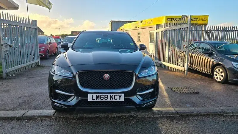 Used Jaguar F-Pace R-Sport 180 HP (132 kW) 2018 Black SUV